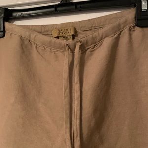 Women’s Valerie Stevens M drawstring pants